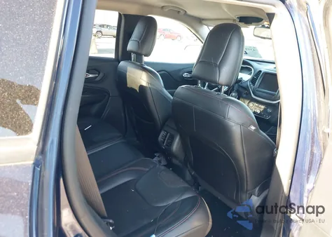 2015 Jeep Cherokee Trailhawk from USA, damaged, VIN 1C4PJMBS7FW740250